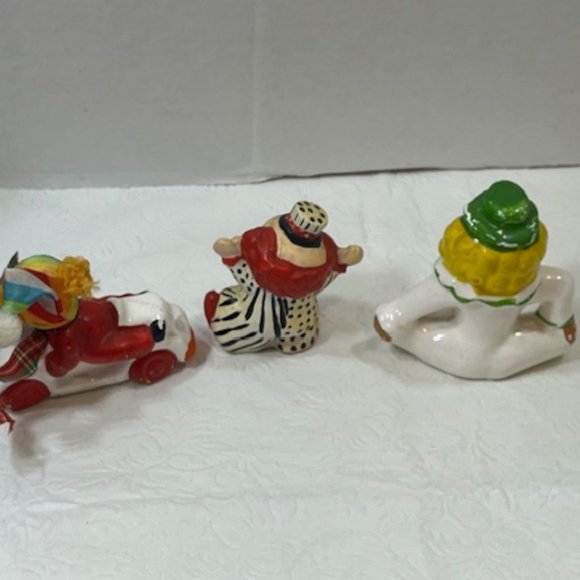 3 VTG Ceramic Hand Painted Figurines Circus Clowns 3"-3.5" Tall - Picture 2 of 16